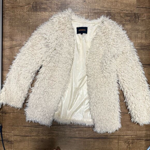 Shaggy cream beige faux fur jacket coat - Picture 4 of 8